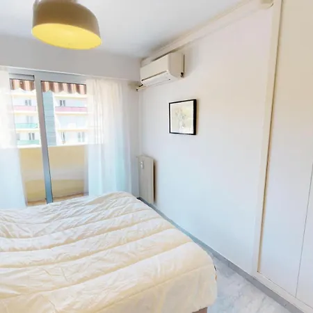 Apartment Le Saint Claude - Giotto - Spacieux Et Agreable 2p Climatise En Etage Eleve Proche Centre Avec Terrasse Mae-3094