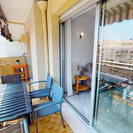 Le Saint Claude - Giotto - Spacieux Et Agreable 2p Climatise En Etage Eleve Proche Centre Avec Terrasse Mae-3094 *